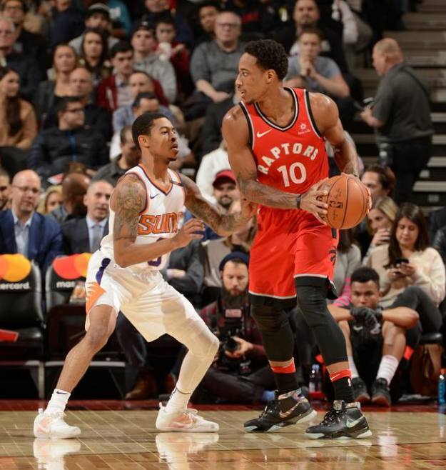 伤病困扰与 伤病困扰与