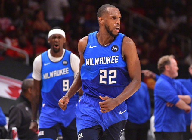 瓜达拉哈拉抽中巴萨后狂欢如夺冠